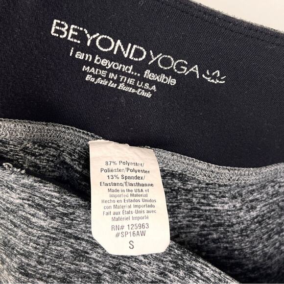 Beyond Yoga Gray Spacedye Black Mesh Side Leggings S Mid-Rise - Picture 2 of 6